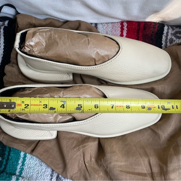 BNIB | Handmade in Nigeria | Soft Leather Graphic Heel Ivory Pumps - Picture 14 of 14